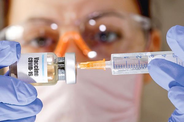 Johnson & Johnson inició ensayos clínicos de vacuna contra Covid-19 en Chile y apunta a reclutar 1.000 voluntarios