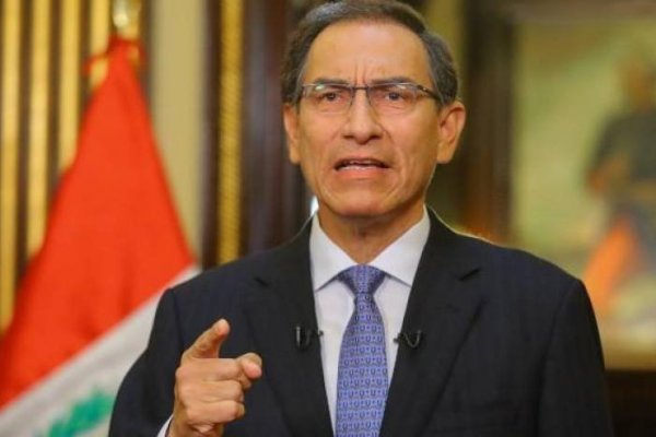 Congreso peruano admite moción de vacancia: Presidente Vizcarra tendrá que responder por supuestos sobornos