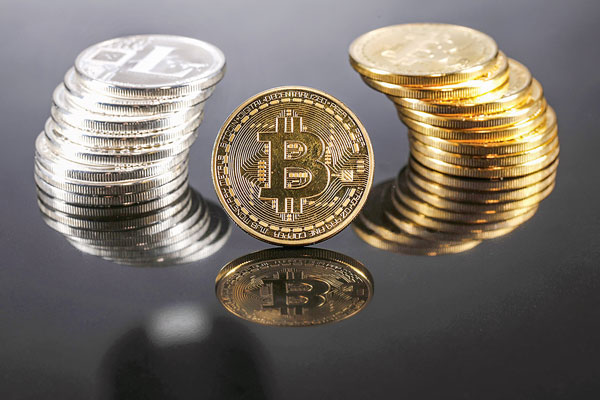 Se destapa caso de estafa piramidal con criptomonedas por casi $ 180 millones