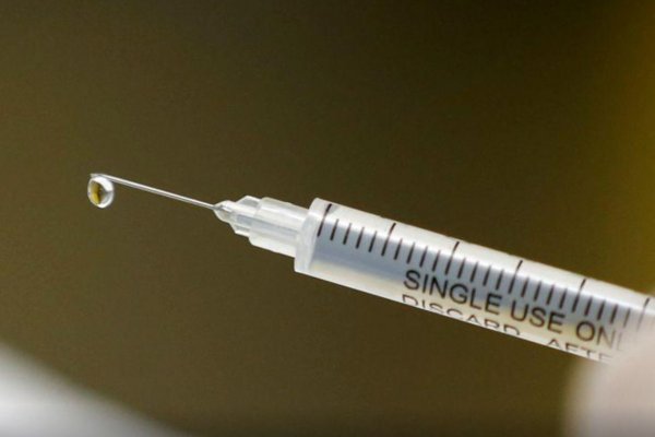 Las particularidades de la vacuna de Pfizer solo beneficiaría a los países ricos ¿Está preparado Chile?