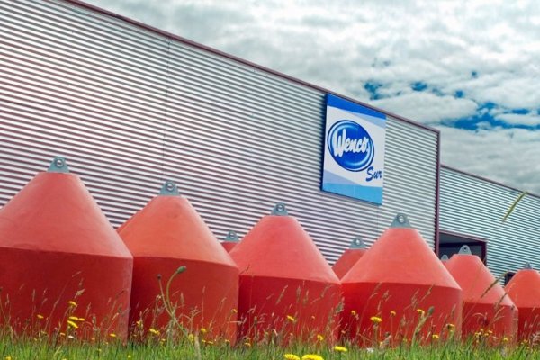Anselmo Palma hará debutar a su emblemática fábrica de plásticos Wenco en el mercado de capitales