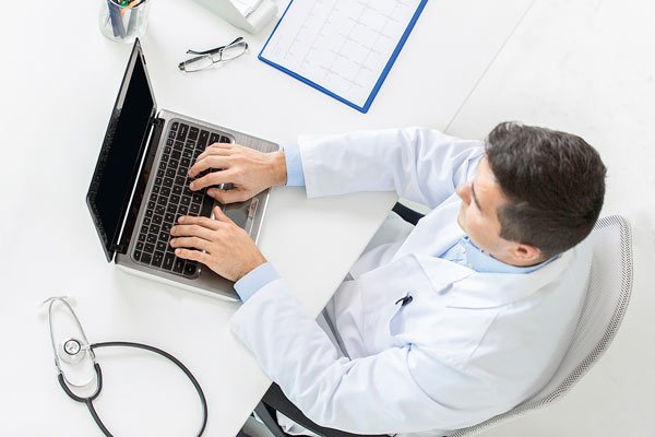 Telemedicina los retos para su consolidación en Chile tras el covid