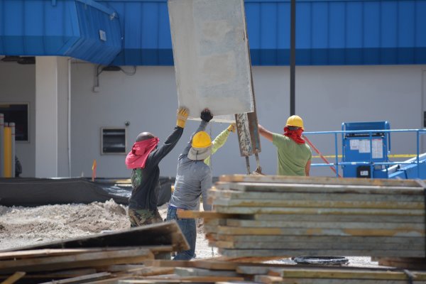 Comisión de Productividad propone a gobierno 73 recomendaciones para mejorar productividad en sector de la Construcción