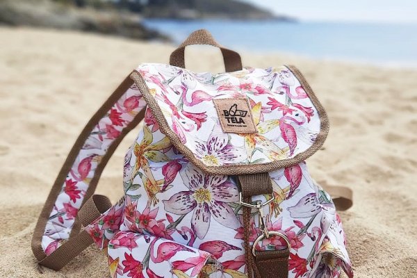Emprendimiento crea mochilas y ropa a partir de plástico reciclado
