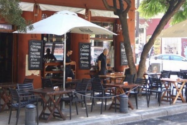 Gremio gastronómico: “No tenemos ninguna responsabilidad en el aumento de casos”