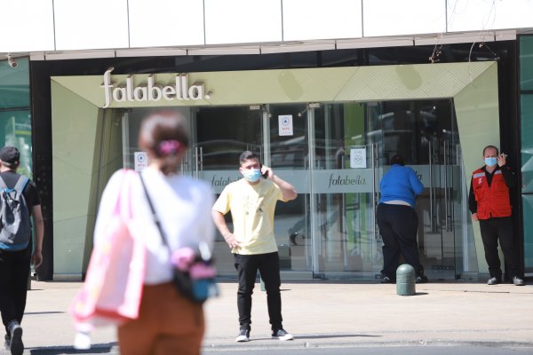 Falabella convierte tienda de Manquehue solo en delivery