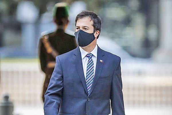 Palacios rechaza idea de prohibir descuentos asociados a pago con tarjetas