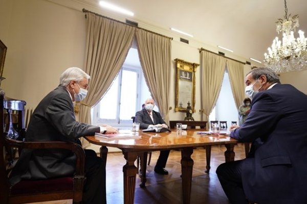 <p>Ahora en DF| Presidentes de China y Chile se reunieron por teléfono para conmemorar 50 años de relaciones</p>