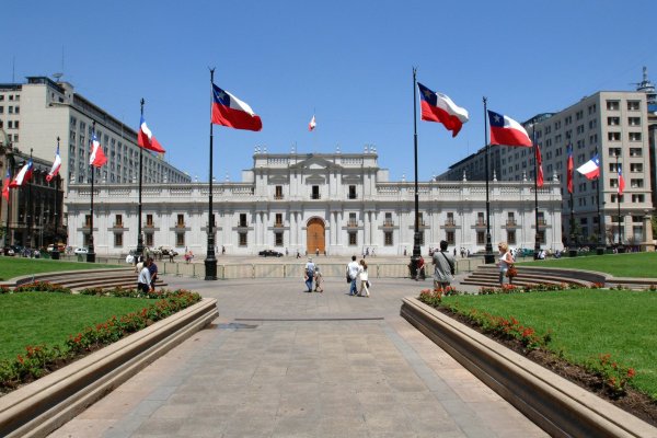 Foro Económico Mundial alerta sobre mala preparación de Chile para enfrentar la recuperación económica post pandemia