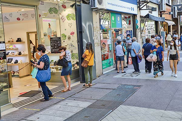 Comercio pide postergar uso obligado de boleta electrónica: 58% de firmas del sector admite no estar preparada para emitirla