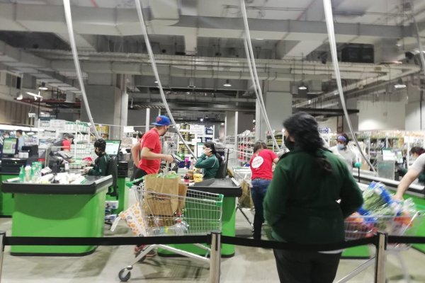<p>Tienda oscura de Cencosud en supermercado Jumbo.</p>