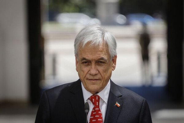 Seremi de Salud multa a Piñera por no usar mascarilla en paseo por Zapallar