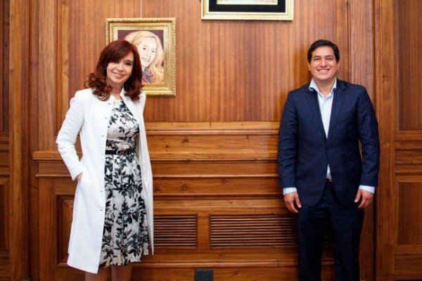 Candidato presidencial de Ecuador cuestiona acuerdo con FMI y promete radicales reformas