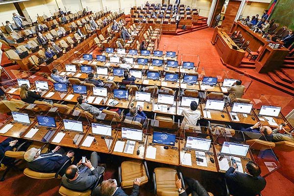 Pese a fallo del TC, diputados seguirán adelante con el impuesto al patrimonio y la suspensión del cobro de las patentes comerciales