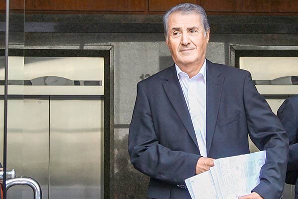 ¿Por qué Julio Ponce Lerou aún no paga la multa a la Tesorería por el Caso Cascadas?