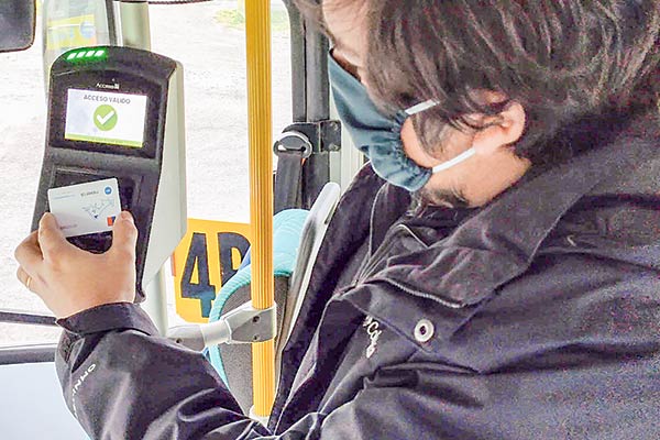 Plataforma de gestión integrada de transporte público llega a zonas rurales de Valparaíso