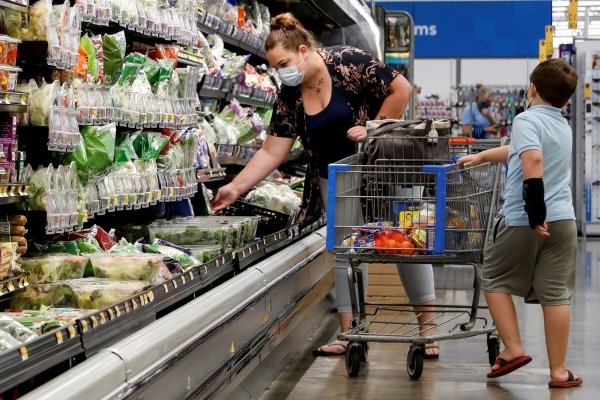 Inflación sube levemente en EEUU en diciembre, pero se mantiene lejos del objetivo de la Fed