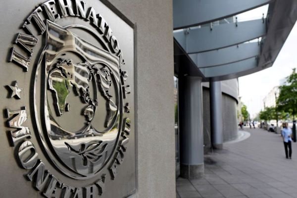 <p>Reporte Global | FMI mejora perspectivas globales para 2021 por impulso de vacunas, pero advierte “enorme incertidumbre”</p>