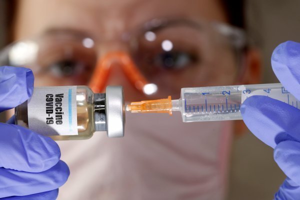 Farmacéutica Bayer llega a acuerdo con CureVac para producir nueva vacuna contra el Covid-19