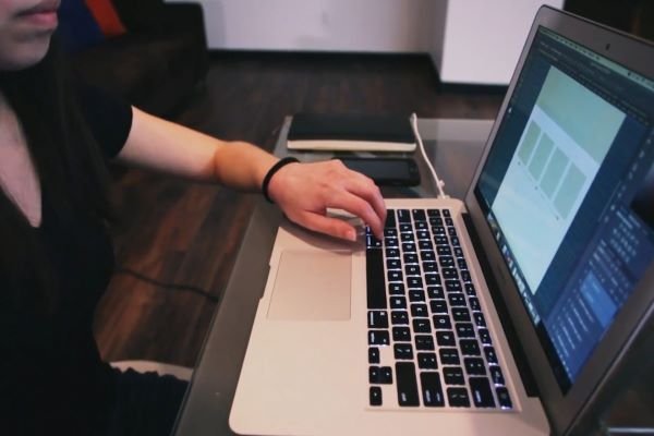 <p>Ahora en DF| ¿Cómo desconectarse del trabajo durante las vacaciones en casa?</p>