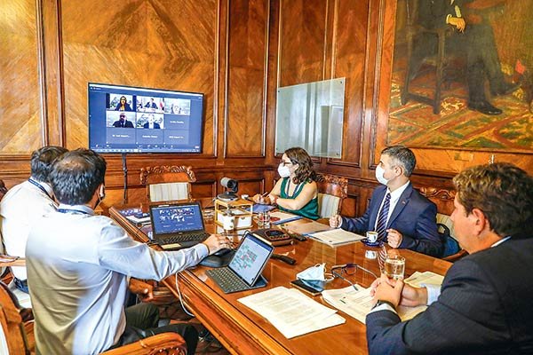 OCDE alerta sobre necesidad de reformas estructurales en Chile para reducir desigualdad