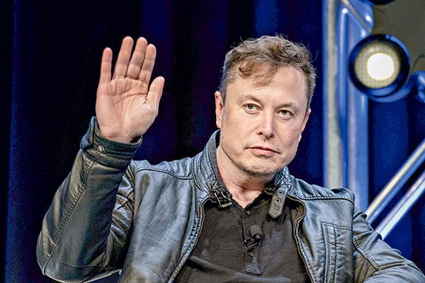 Tesla anuncia inversión de US$ 1.500 millones en Bitcoin y su precio bate récord superando los US$ 44 mil