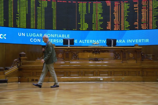 AFP fueron las principales vendedoras en remate de acciones que permite a Julio Ponce aumentar su participación en las Cascadas