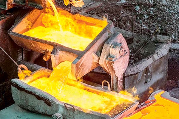 Cobre llega a su nivel más alto desde octubre de 2012 y analistas creen que podría subir a US$ 4 la libra