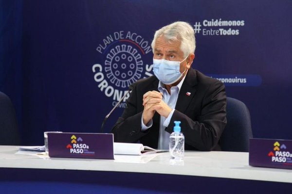 ¿Extranjeros pueden venir a vacunarse a Chile? Minsal clarifica quiénes recibirán la dosis