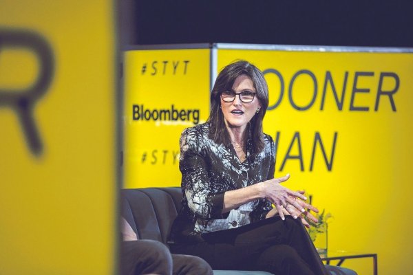 Cathie Wood: La “rockstar” de las inversiones