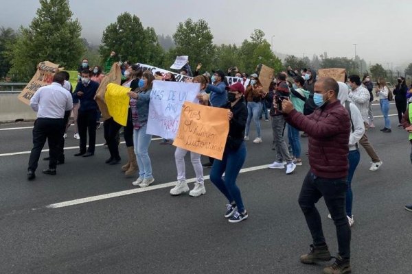 Trabajadores de Monticello inician manifestaciones en la Ruta 5 y exigen apertura de casinos en Fase 2
