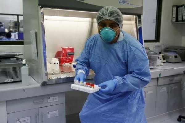 Las cinco claves para entender el "Vacunagate" en Perú