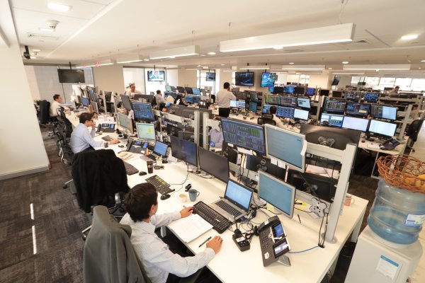 ¿Por qué se están elevando los intereses de la deuda en los mercados globales?