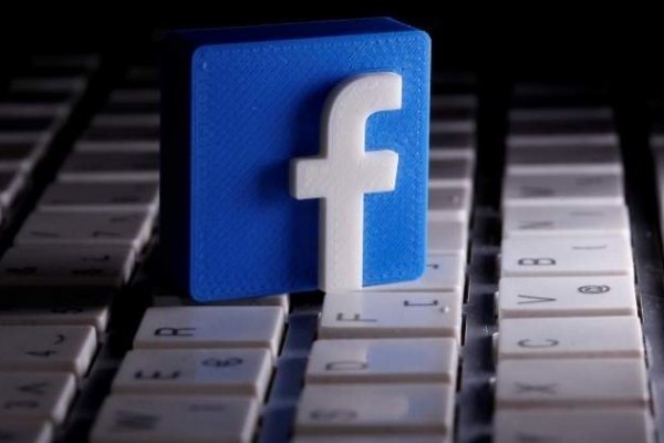 Gerente de Facebook asegura que la empresa informó ingresos que "nunca debería haber generado"