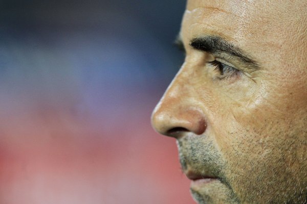 Sampaoli y la ANFP se van a los penales por la plata