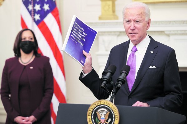 Empresas estadounidenses instan a Biden a evitar subir los impuestos para financiar la infraestructura