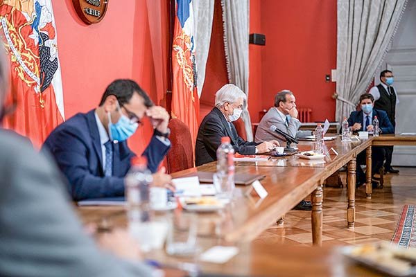 Pensiones: gobierno sube el tono y afirma que si no hay acuerdo en marzo se debe votar el proyecto aprobado en la Cámara
