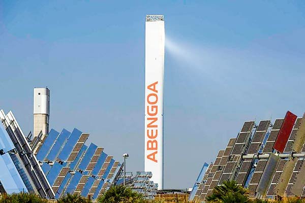 Abengoa solicita la quiebra tras no lograr acuerdo para extender plazo de reestructuración