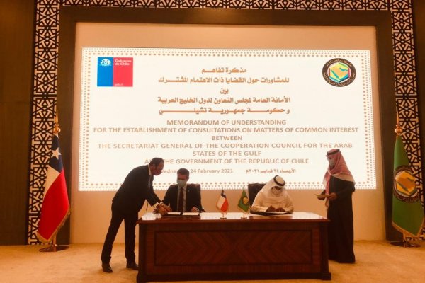 Chile firma histórico primer Memorándum de Entendimiento que podría derivar en un TLC con los países del Golfo