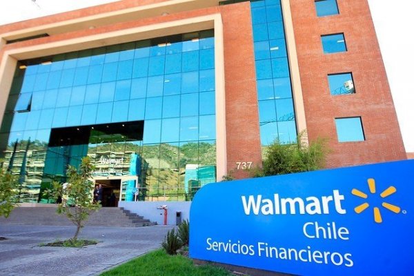 Walmart Chile se querella contra ex ejecutiva por ejercicio ilegal de la profesión