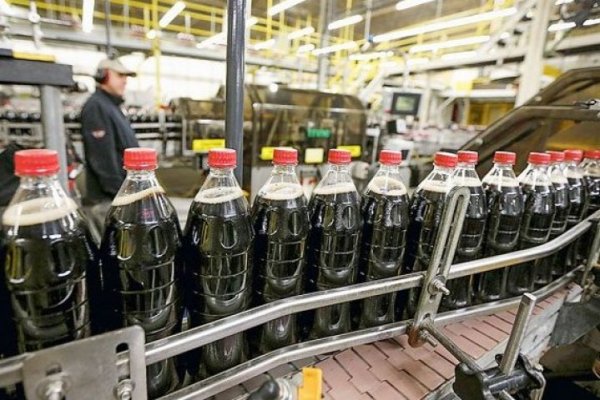 Principales embotelladoras del país cancelan acuerdo para construcción de planta de reciclajes PET