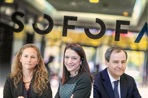 <p>Andrea Tokman directora techpack. Macarena Navarrete country managing partner EY Chile. Gerardo Varela directorio de Soprole.</p>
