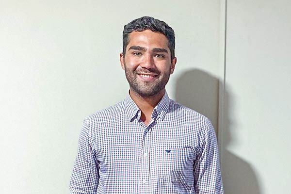 #YoConstituyente Felipe Obal: "He trabajado en el distrito durante años, conozco las necesidades de mis vecinos y las ideas que buscan plasmar en la Constitución"