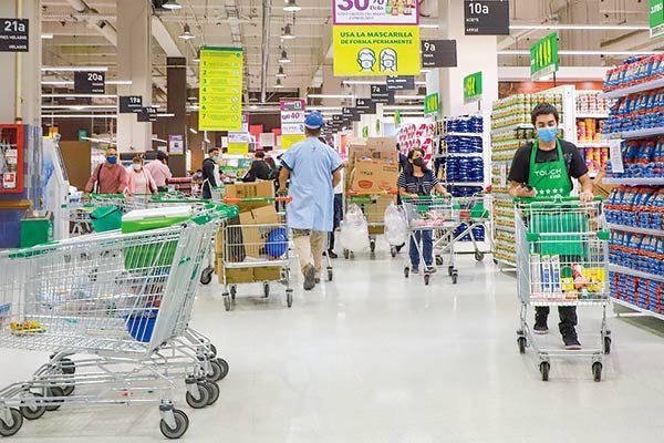 Comercio critica la suspensión del permiso de fin de semana y advierte desafío logístico