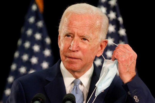 Biden dice que Xi Jinping no tiene ni un "hueso que sea democrático"