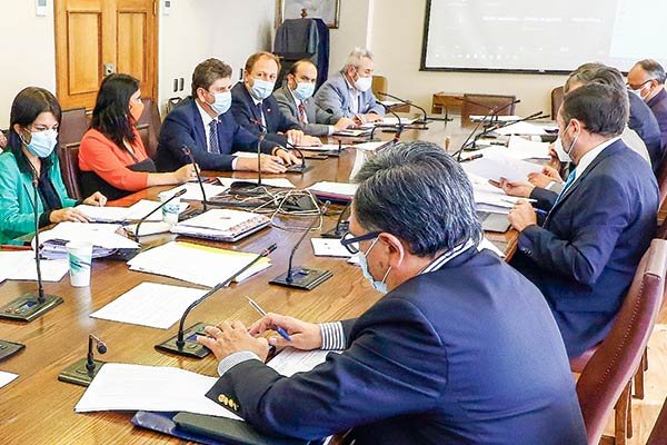Gobierno otorgará bono de $100 mil a pensionados de rentas vitalicias
