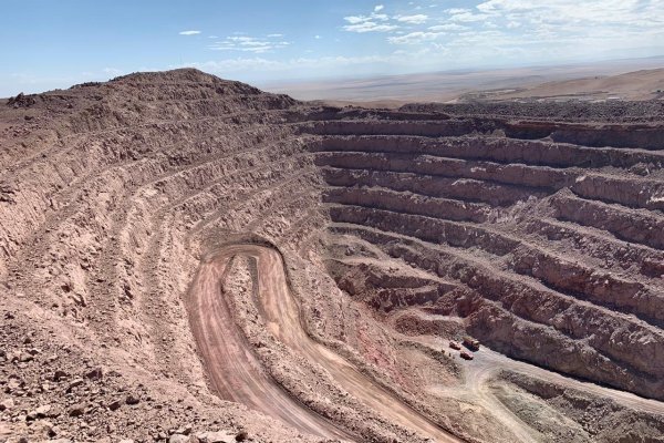 Pampa Camarones, la única minera de cobre de Arica, está en venta