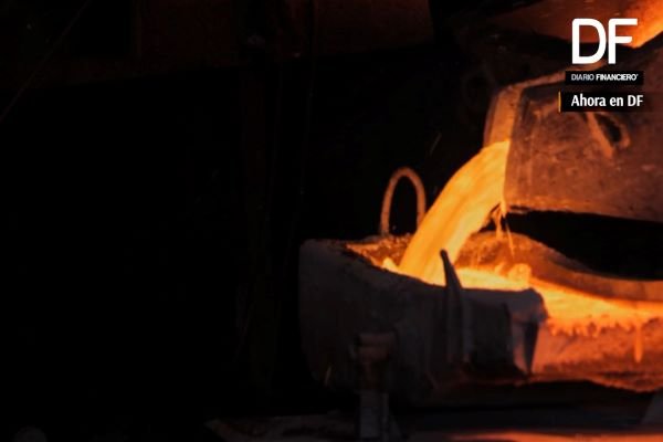 <p>Ahora en DF| ¿Cuánto aporta el cobre a la economía nacional?</p>