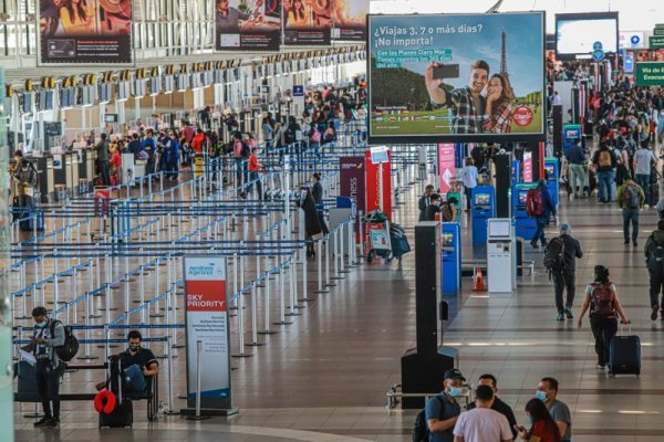 <p>Hoteles de tránsito: más de 50 recintos recibirán a viajeros desde el extranjero</p>