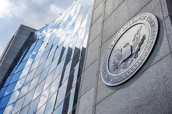 SEC de Estados Unidos advierte sobre riesgos de fusiones con las “SPAC”